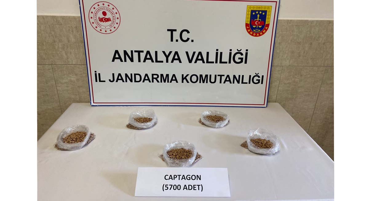 Antalya'da Jandarma’dan Uyuşturucu Tacirine Suçüstü