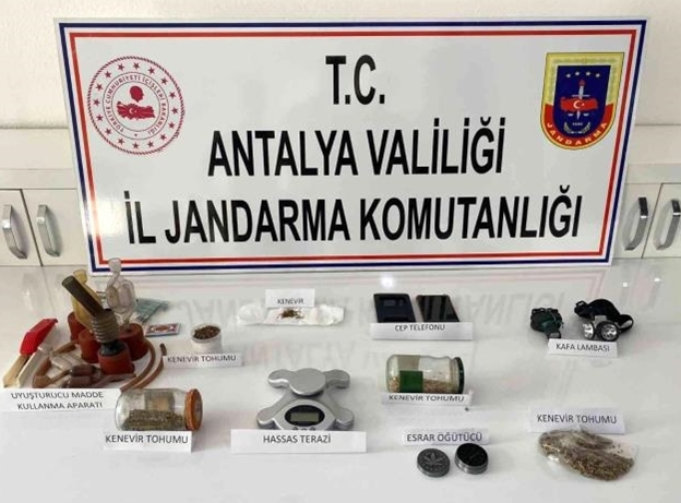 Antalya Jandarmadan uyuşturucu operasyonu