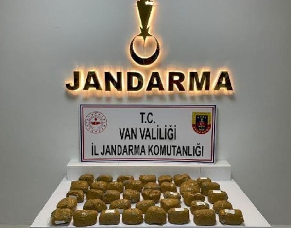 Van'da 18 kilo uyuşturucu ele geçirildi