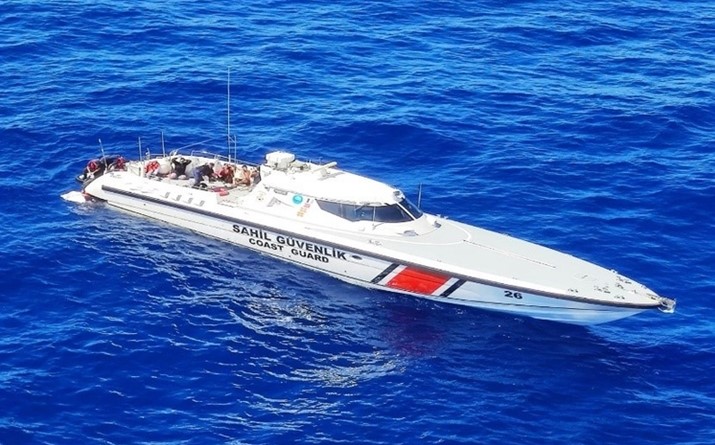 Yunanistan unsurlarınca geri itilen 6 düzensiz göçmen hayatını kaybetti