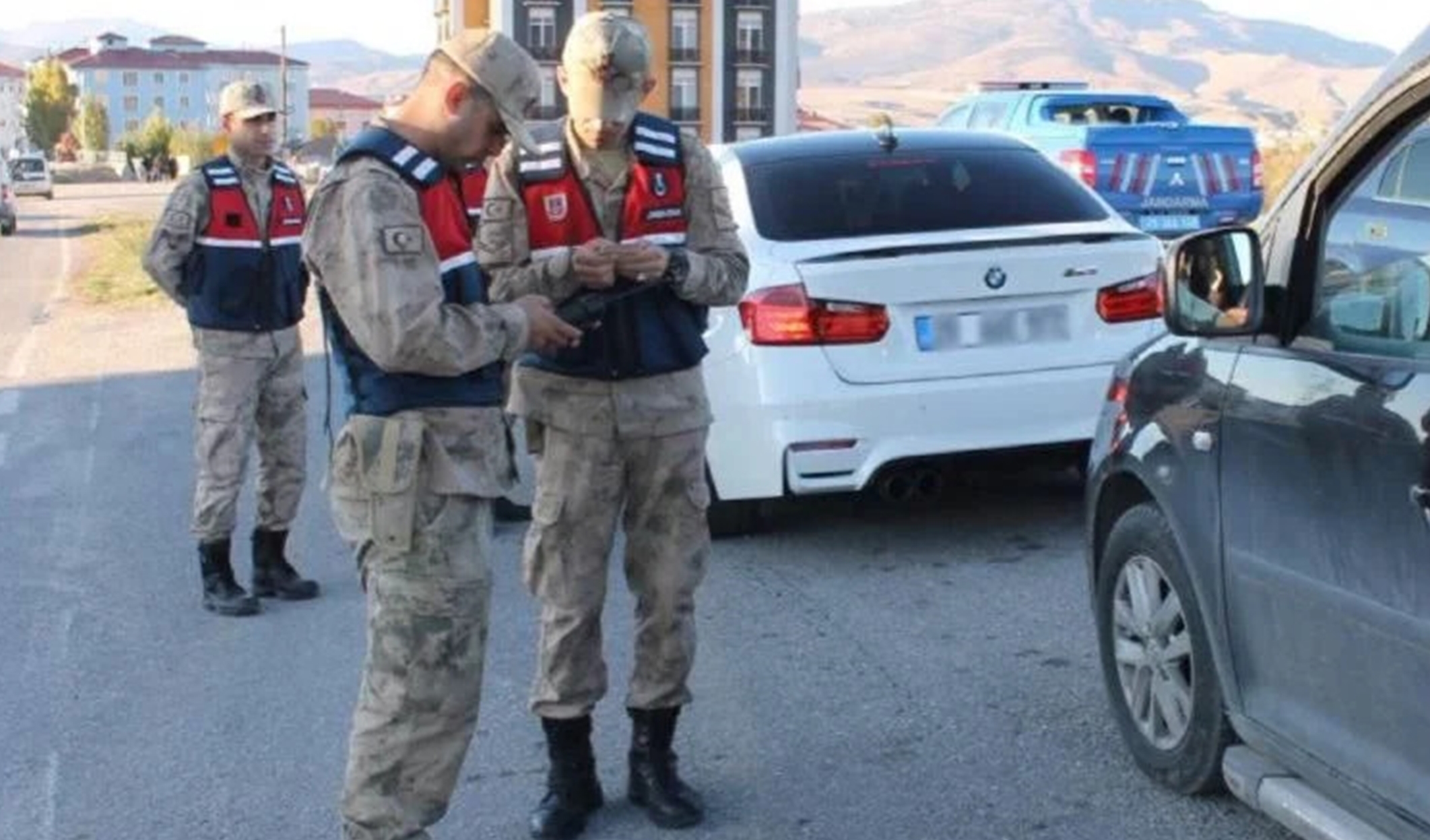 Ankara Jandarmadan operasyon: Aranan 262 kişi yakalandı 