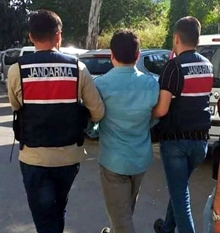 İzmir'de terör örgütü DEAŞ'a yönelik operasyon