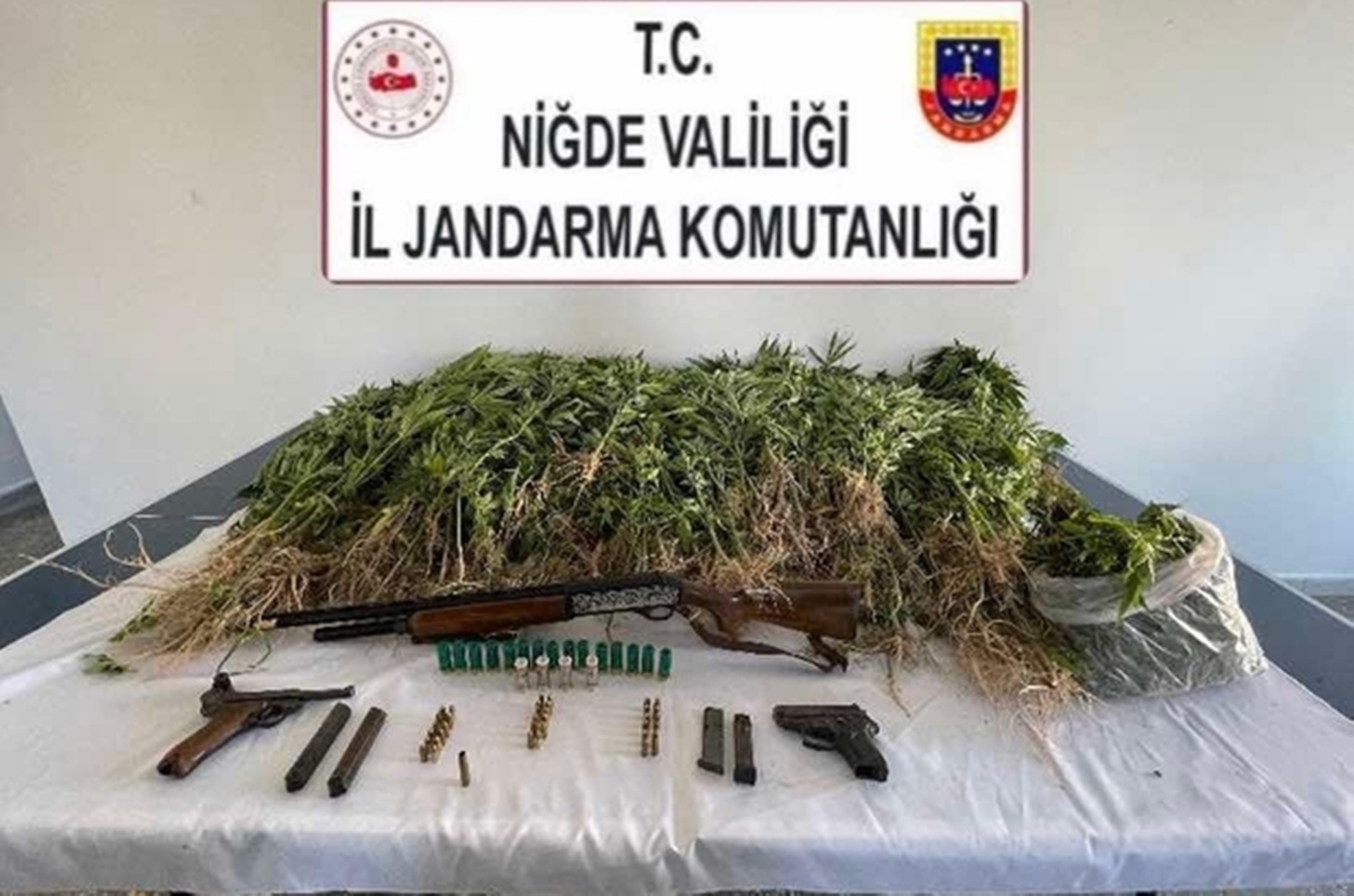 Niğde, Jandarma’dan uyuşturucu operasyonu
