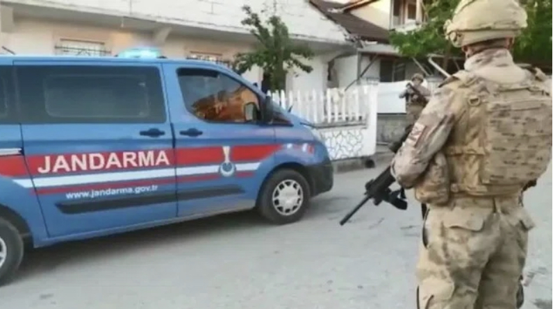 Jandarma 14 ilde 29 operasyon gerçekleştirdi   