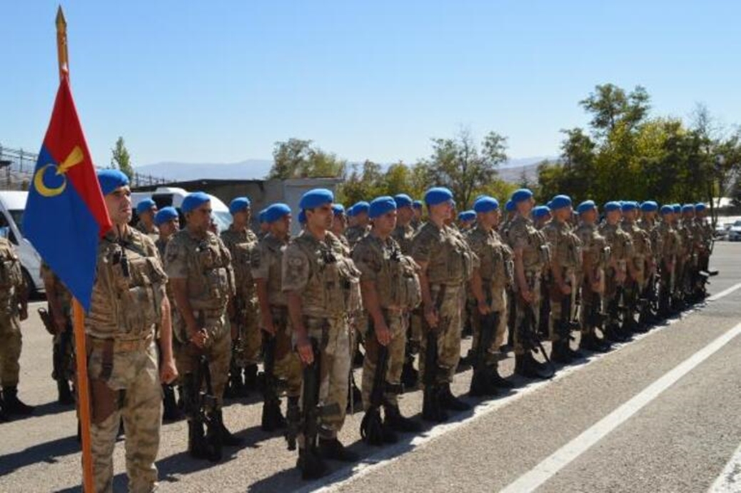 Elazığ'da komandolar dualarla Suriye'ye uğurlandı 