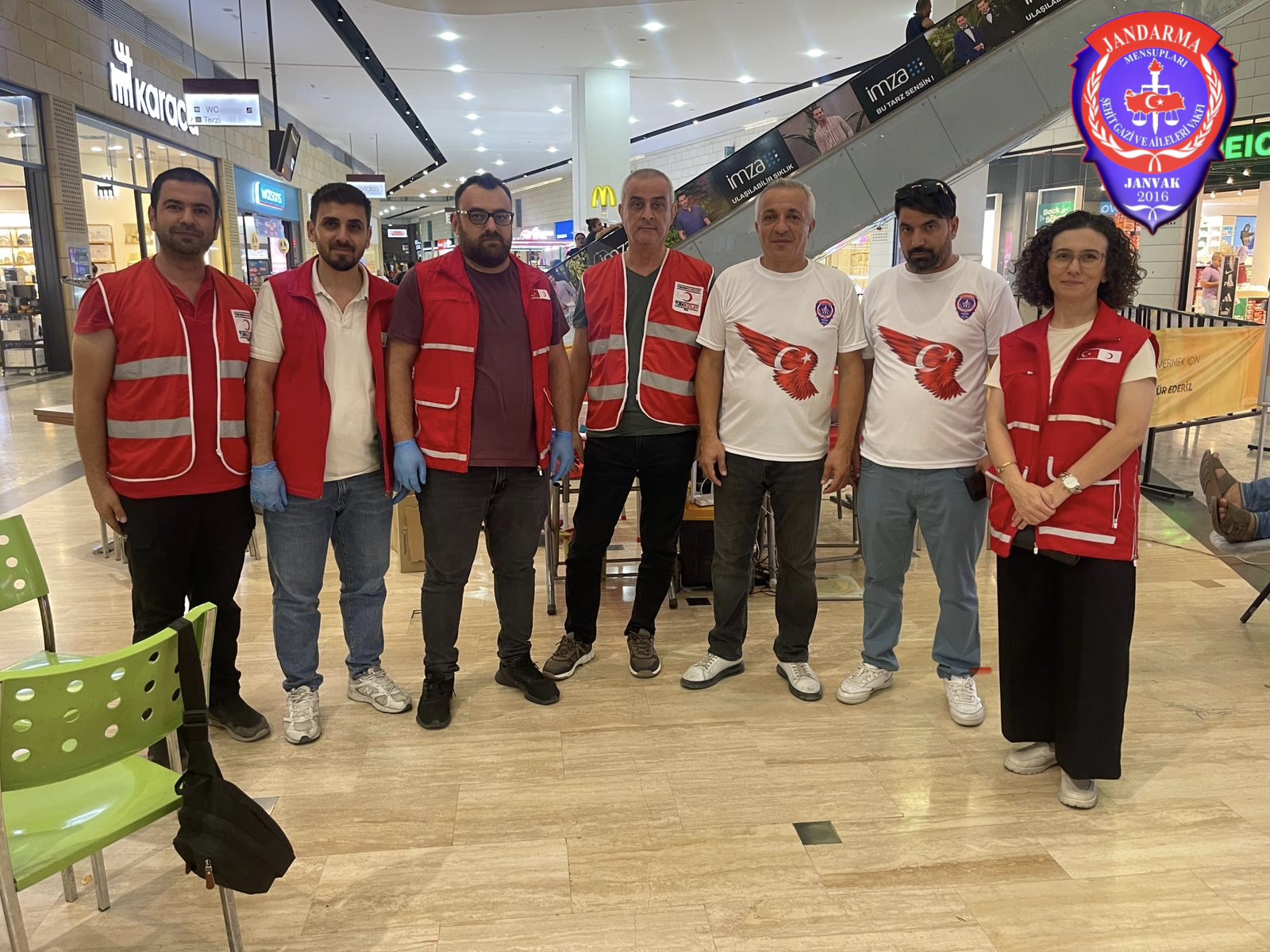 JANVAK’TAN KIZILAY’A KAN DESTEĞİ