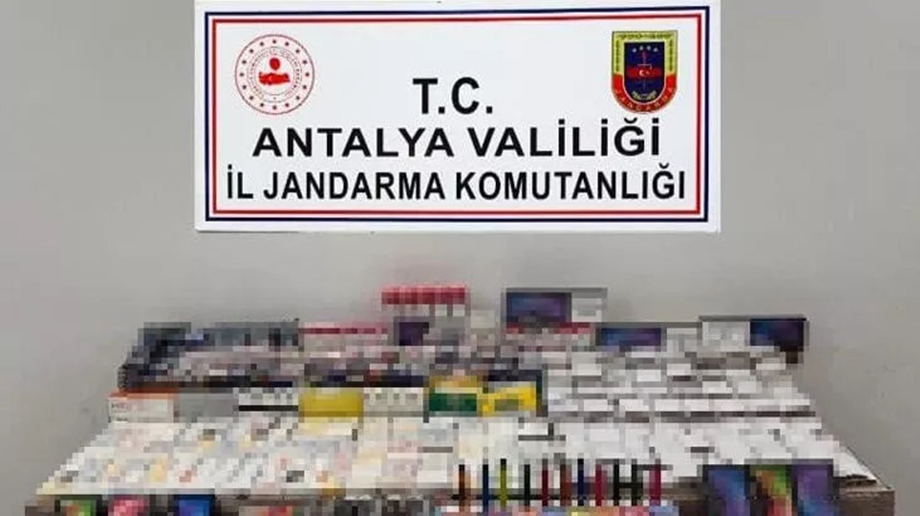 Antalya’da 135 bin TL değerinde kaçak sigara yakalandı