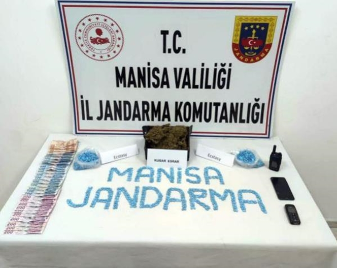 Manisa jandarma 2 bin uyuşturucu hap ele geçirdi