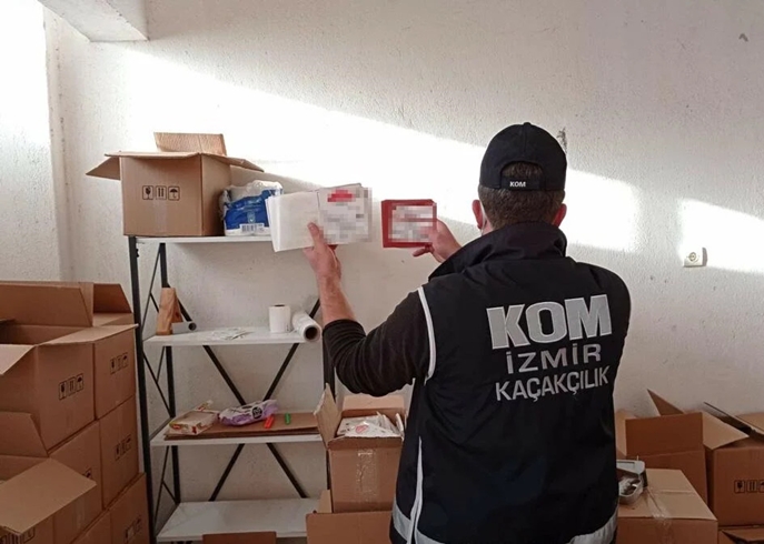 İzmir'de 4 ayrı kaçakçılık operasyonu 