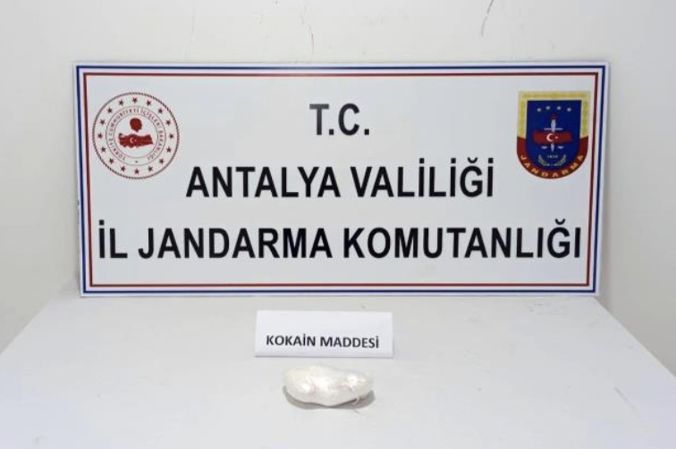 Antalya’da 550 gram kokain ele geçirildi