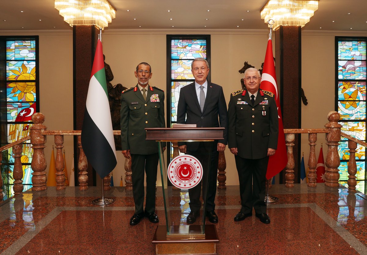 Milli Savunma Bakanı Akar, BAE Genelkurmay Başkanı Korgeneral Al Rumaithi'yi kabul etti