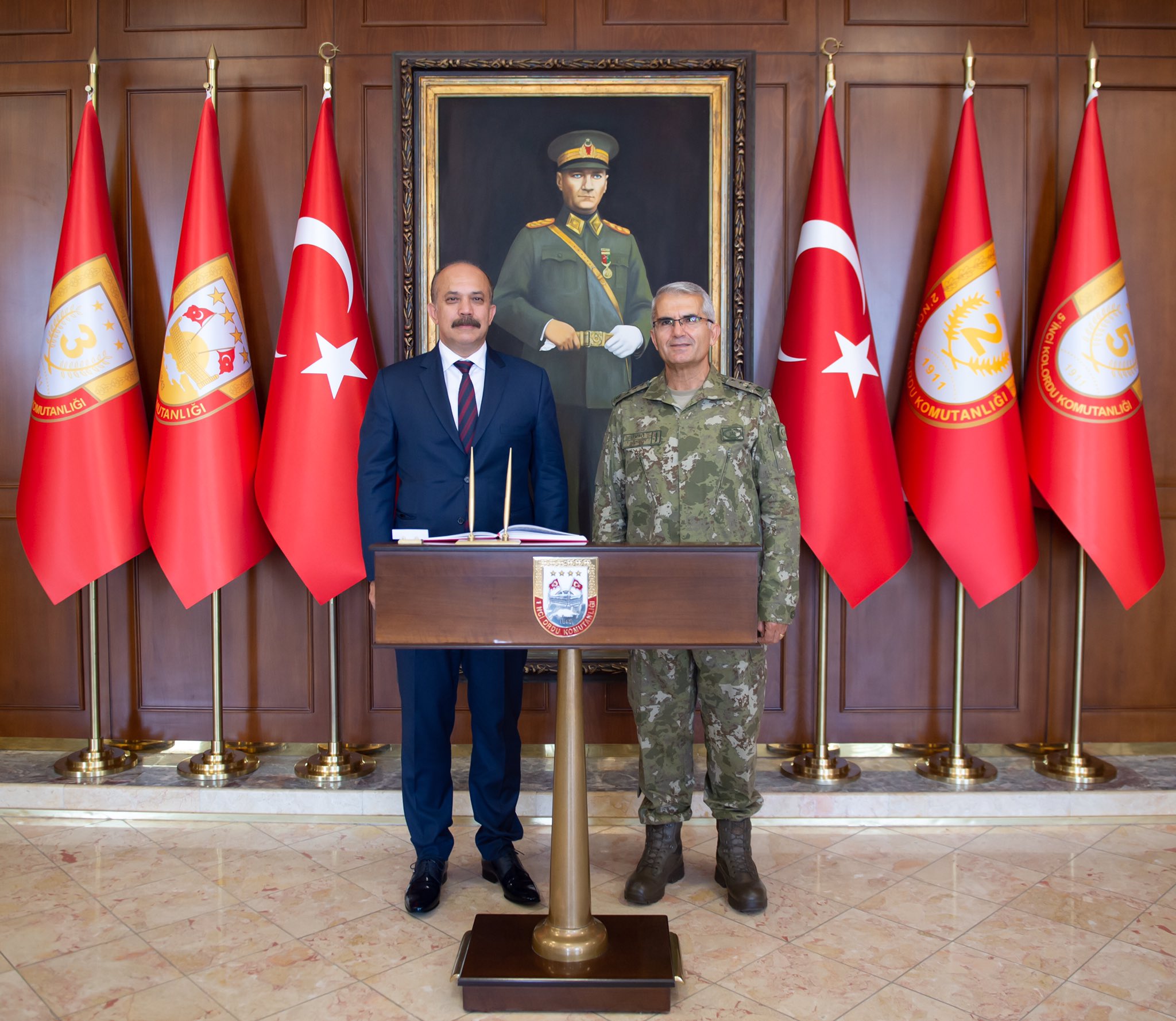 İstanbul İl Emniyet Müdürü Aktaş’tan 1. Ordu Komutanı Orgeneral Sivri'ye Hayırlı Olsun Ziyareti