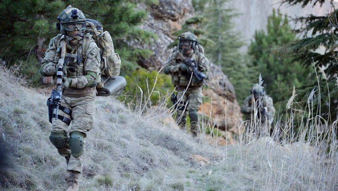 Şehidin kanı yerde kalmadı: 3 PKK’lı terörist etkisiz hale getirildi 