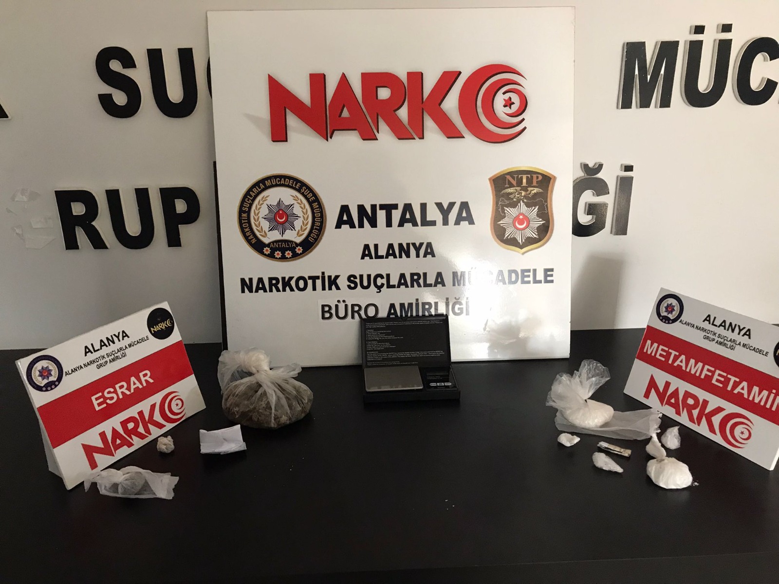 EMNİYETTEN NARKOTİK OPERASYONU