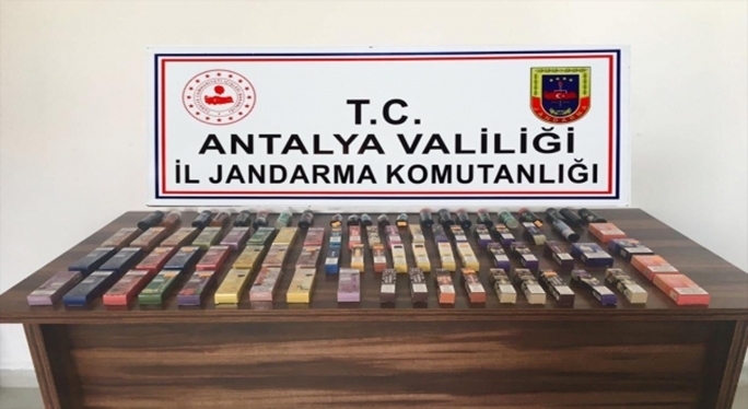 Antalya Jandarma'dan kaçakçılık operasyonu