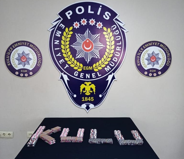 Konya'da durdurulan otomobilden uyuşturucu çıktı: 2 gözaltı